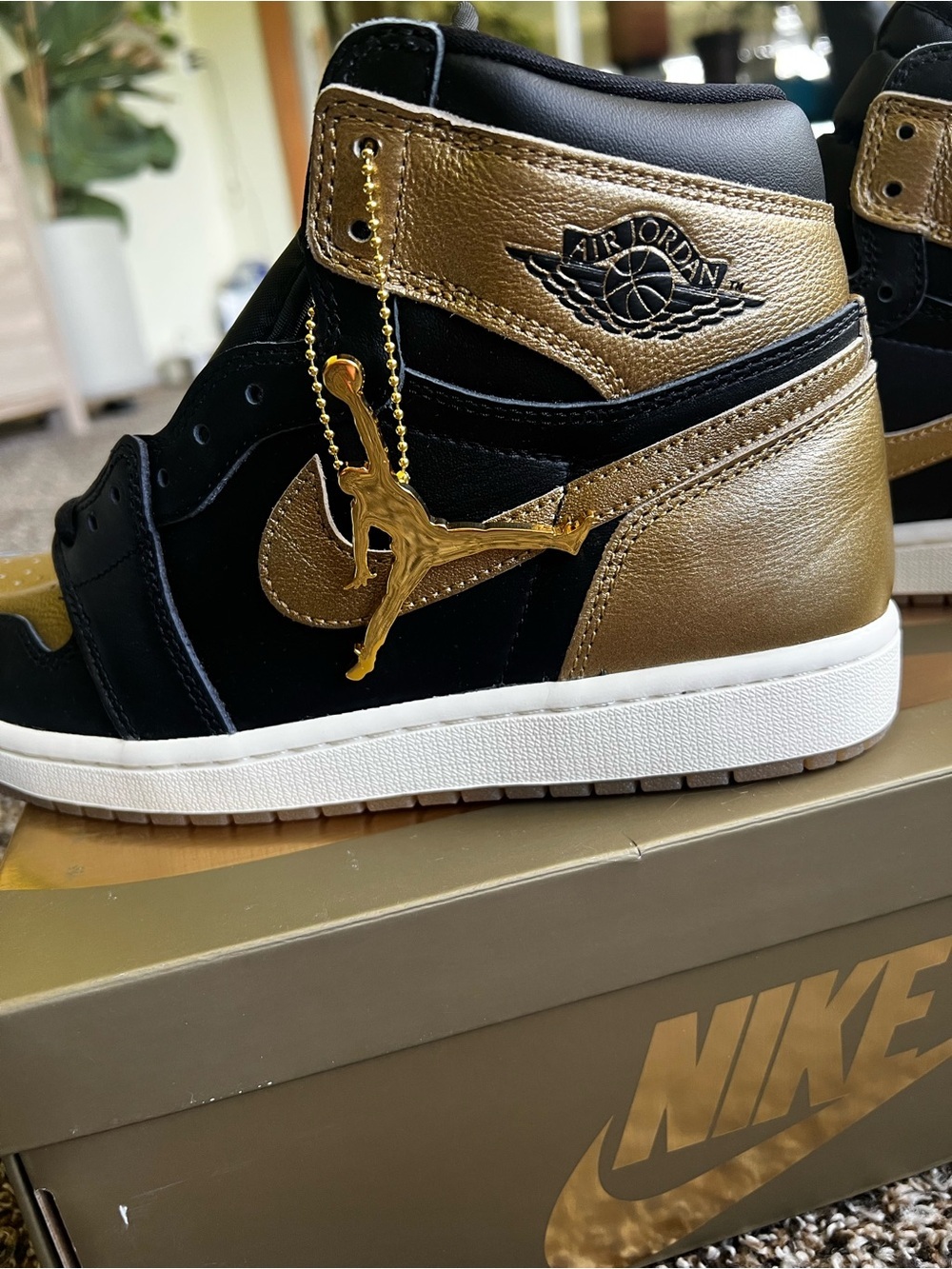 Jordan Retro High Top Sneakers - Black & Metallic Gold